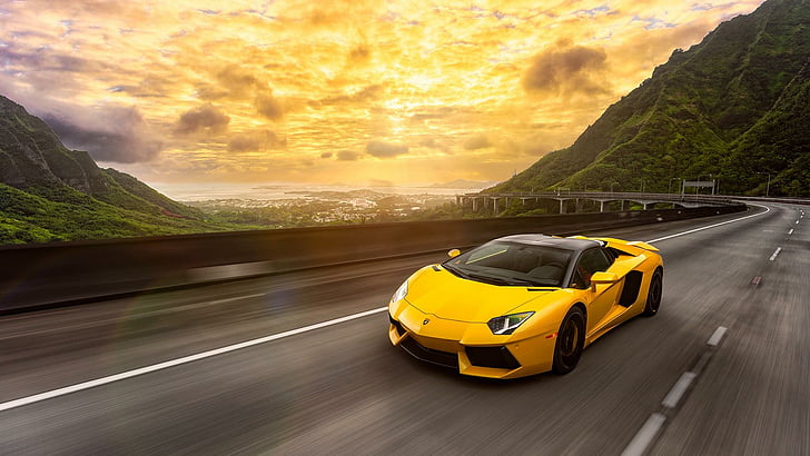 Yellow Lamborghini Urus Wallpapers Full HD 50455 - Baltana