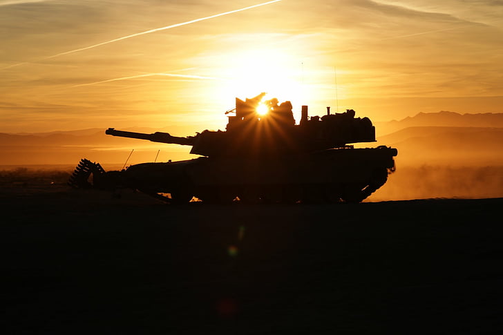 Tanks, M1 Abrams, Silhouette, Sunbeam, Sunrise, sunset, sky, HD wallpaper
