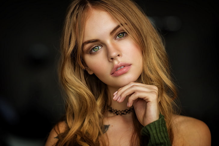woman's green top, Anastasia Scheglova, blonde, face, portrait