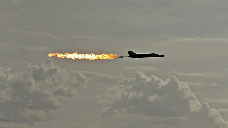 black airplane, fire, F-111 Aardvark, military, military aircraft, HD wallpaper