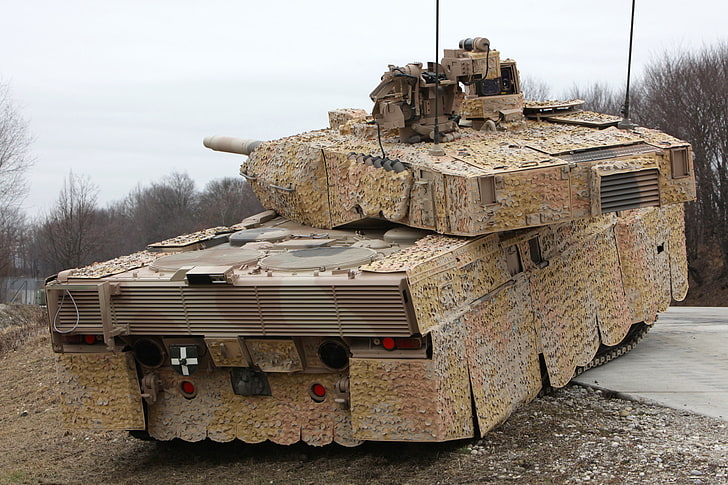 brown battle tank, armor, military equipment, Leopard 2A7+, day