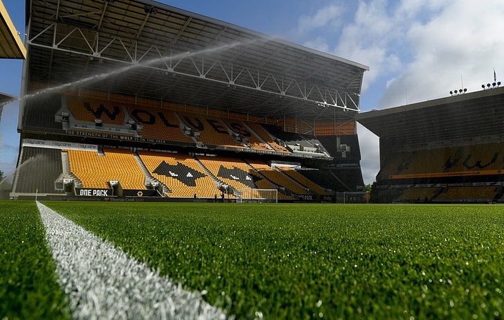 HD wallpaper: Molineux Staduim, fc, wolves fc, the wolves ...