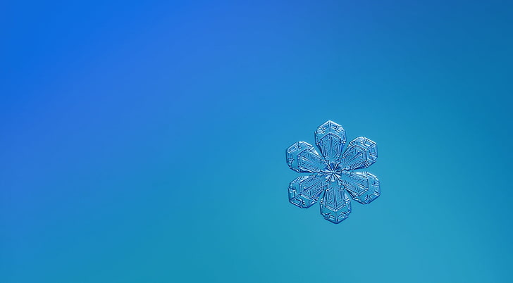 Cute Snowflake, Aero, Macro, Full, Blue, Beautiful, Winter, Light, HD wallpaper