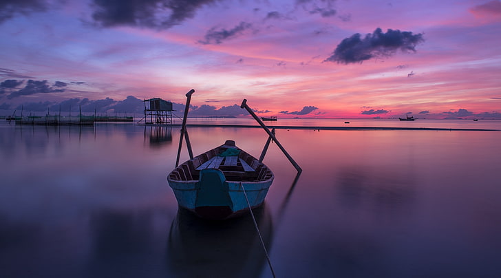 Boat at Sunrise, brown and white boat, Asia, Vietnam, Ocean, Blue, HD wallpaper