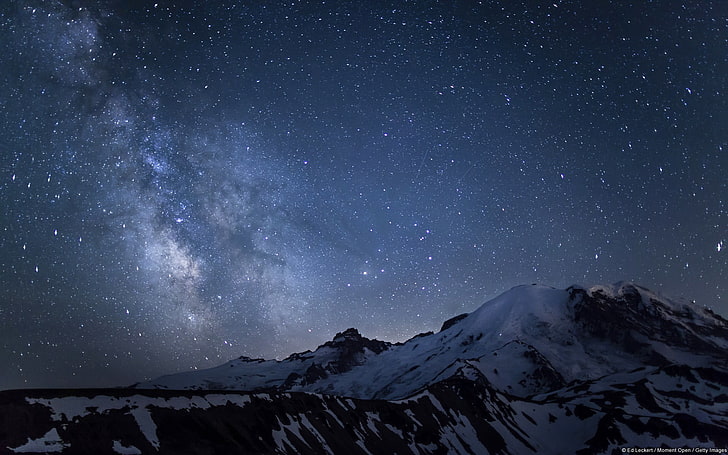 Mount Rainier over the Galaxy-Windows 10 Wallpaper, Milky Way galactic center HD wallpaper