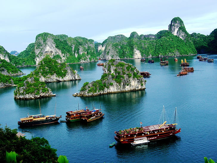 Vietnam, Halong Bay, boats, mountain, clouds, HD wallpaper