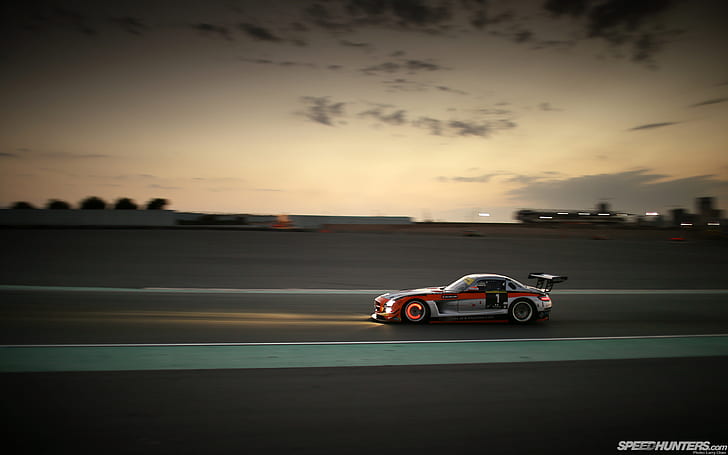Mercedes SLS Gullwing AMG Race Car Glowing Brakes HD, cars