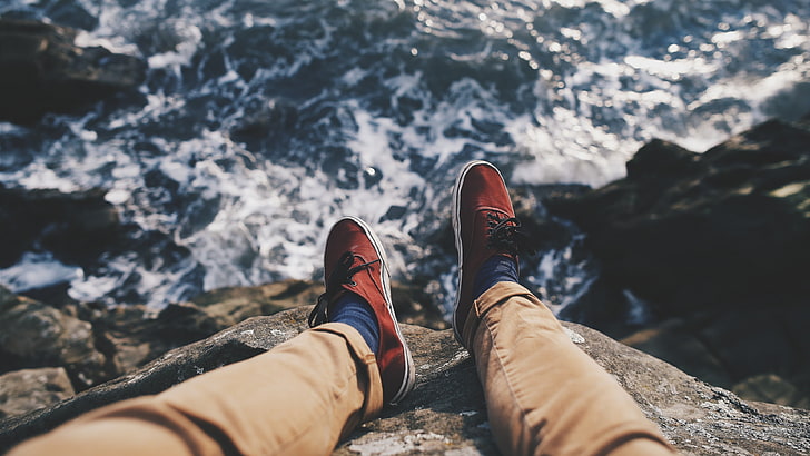 pair of brown-and-white low-top sneakers, legs, sea, waves, blurred, HD wallpaper
