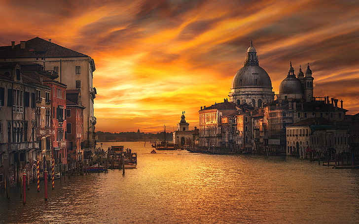 Sunrise Venice Italy The Grand Canal And Lagoon From The Bridge Academy Or Ponte Del’accademy Hd Wallpapers For Desktop And Mobile Phones 3840×2400