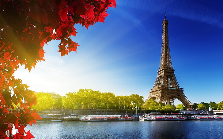 HD wallpaper: Eiffel Tower, Paris, sunlight, boat, fall, paris - France,  famous Place | Wallpaper Flare