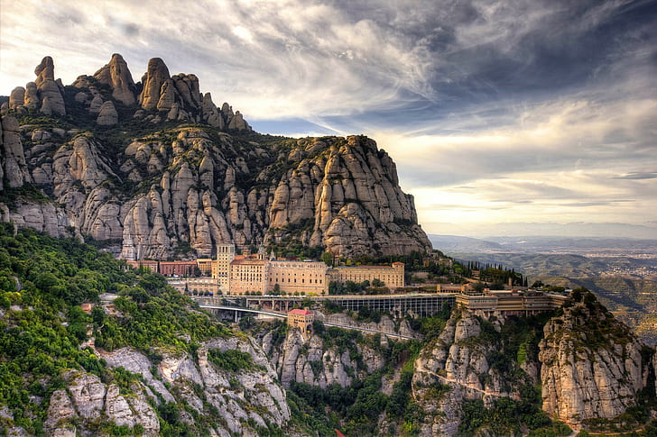 Santa Maria de Montserrat monastery, Spain, Barcelona, brown rock mountain, HD wallpaper