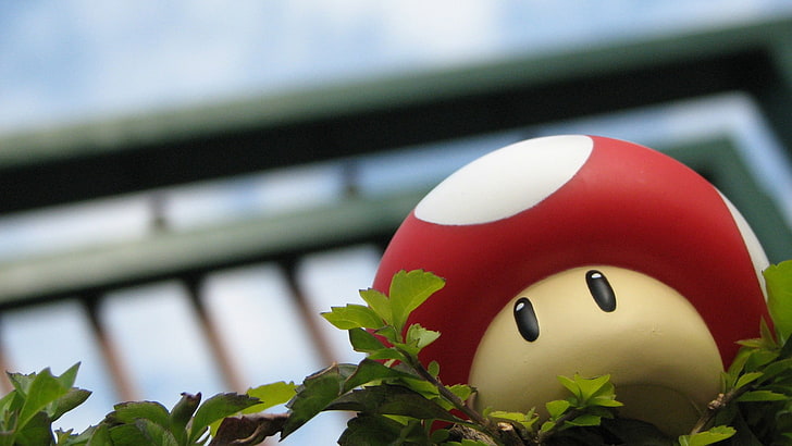 red and brown mushroom toy, Super Mario, focus on foreground, HD wallpaper