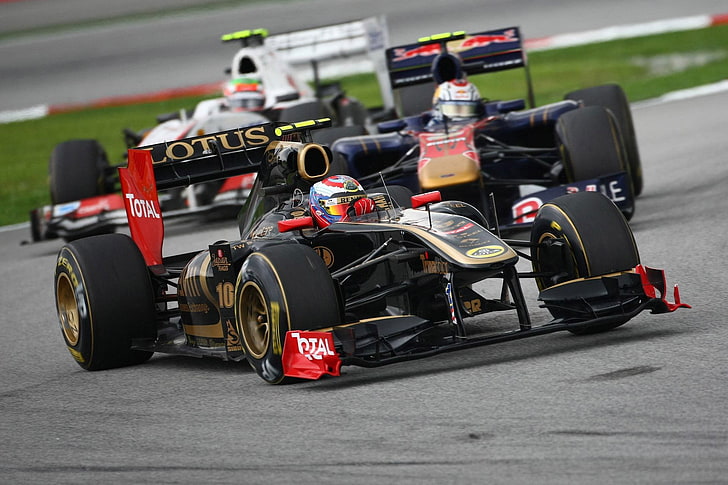 black and brown Lotus Formula-1 Race car, Photo, Speed, Track, HD wallpaper
