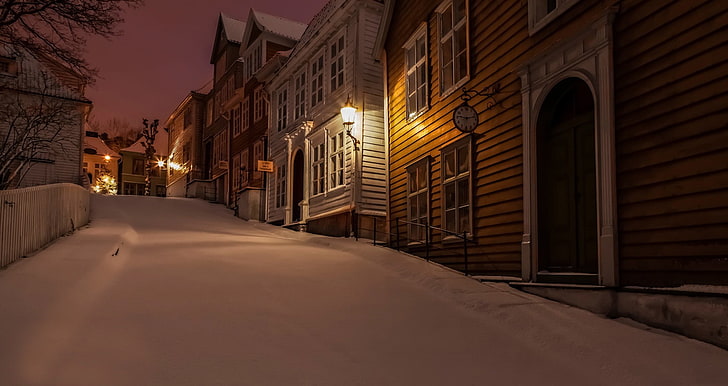 yellow wooden house, nature, winter, snow, Norway, town, night, HD wallpaper