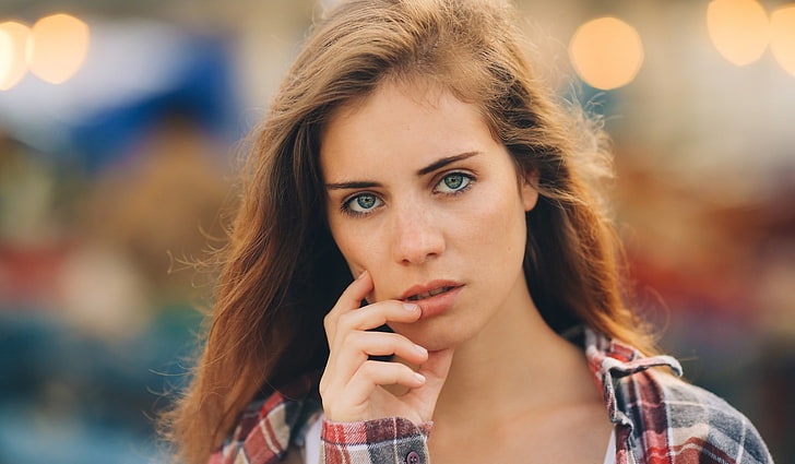 women, brunette, blue eyes, plaid, looking at viewer, hand on face