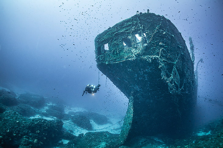 sunken ship and scuba diver, sea, Greece, the diver, under water, HD wallpaper