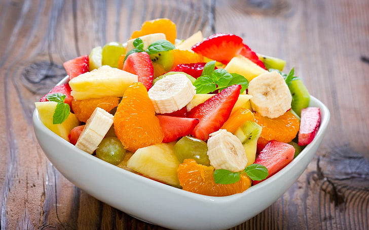 food, lunch, closeup, colorful, fruit, bananas, strawberries