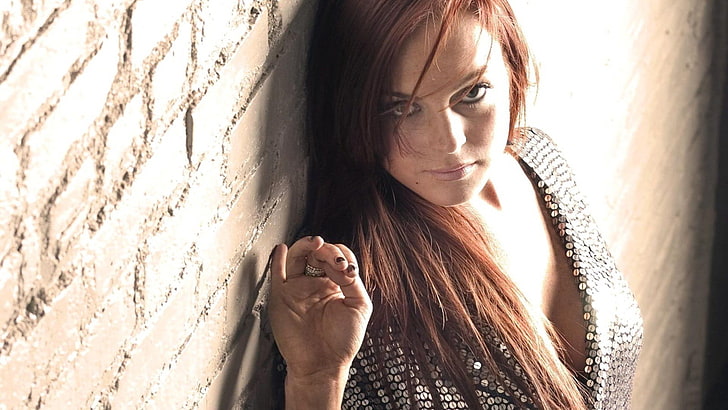 Lindsay Lohan, women, looking at viewer, one person, beauty