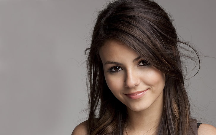 Victoria Justice, women, face, brunette, brown eyes, looking at viewer