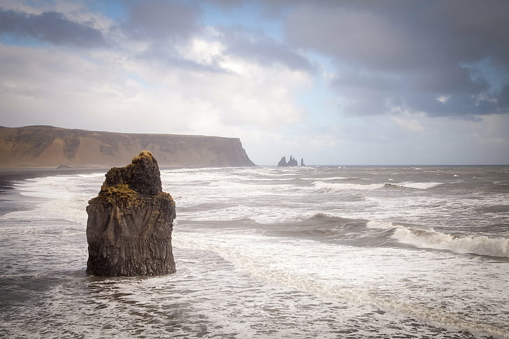 rock monolith on sea water, Dyrhólaey, Beach  rock, iceland, HD wallpaper