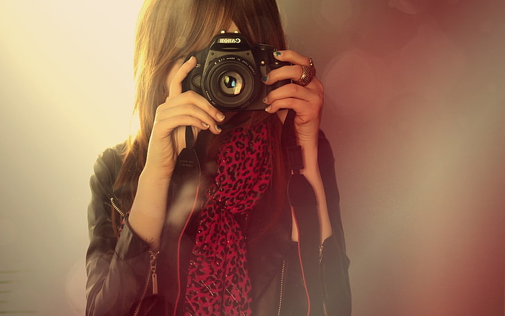 women, camera, model, photography themes, photographing, camera - photographic equipment