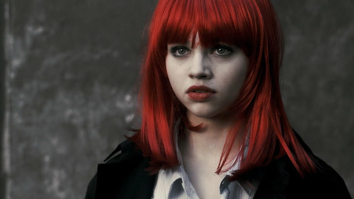 India Eisley, dyed hair, pale