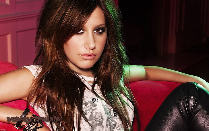 Ashley Tisdale 01, women's white and gray floral crewneck cap sleeve shirt, HD wallpaper