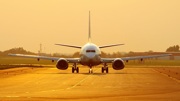white and brown plane, airplane, Boeing 737, Lufthansa, passenger aircraft