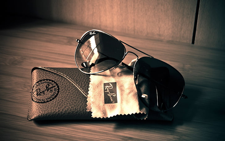 silver-colored frame Ray-Ban Aviator with black lens, macro, glasses