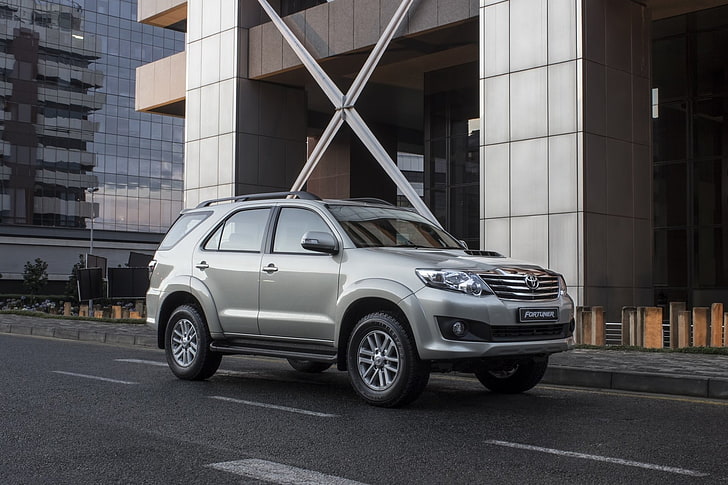 Toyota Fortuner Review Pros and Cons  CarWale