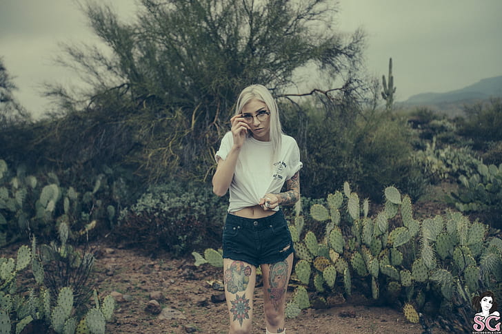 Suicide Girls, whitehead, Ivory, tattoo, cactus, plants, desert, HD wallpaper