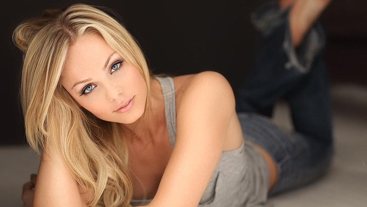 Laura Vandervoort V, women, blonde, blue eyes, model, depth of field, HD wallpaper