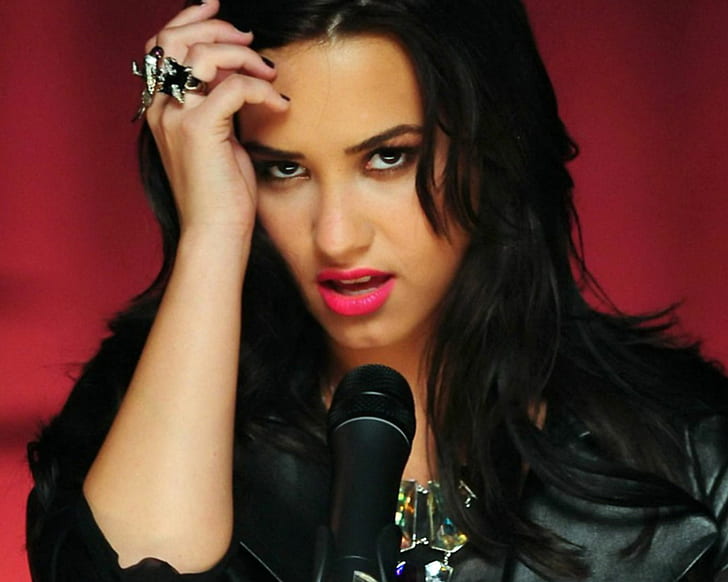 Demi Lovato Hot, demi lovato