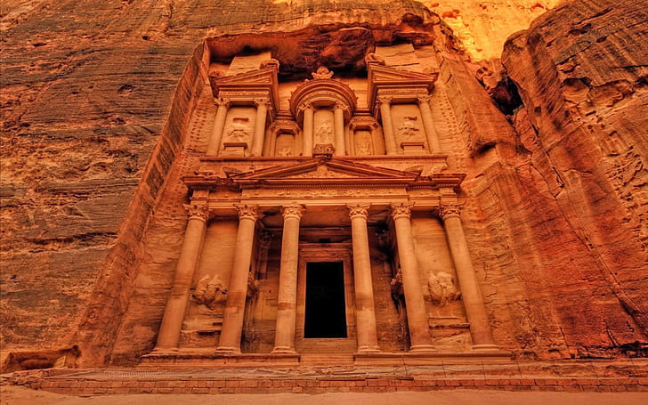 Petra Archaeological Site In The Desert Of Jordan About 300 Bc The Capital Of The Nabat Kingdom A Lavish Shrine With A Facade In Greek Style Known As The Treasury, HD wallpaper