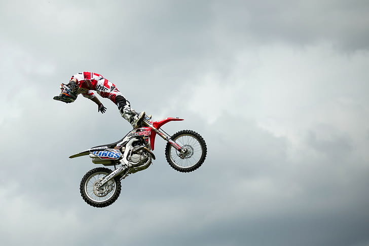 Motorcycle flying, sports