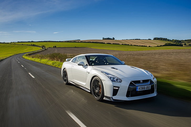 2016 Nissan GTR review A supercar icon thats showing its age  CNET