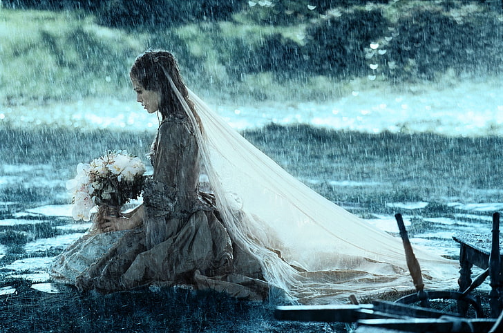 woman in wedding dress kneeling wallpaper, Keira Knightley, rain