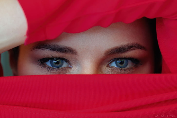 blue eyes, red sweatshirt, Ardelia A, portrait, close-up, one person
