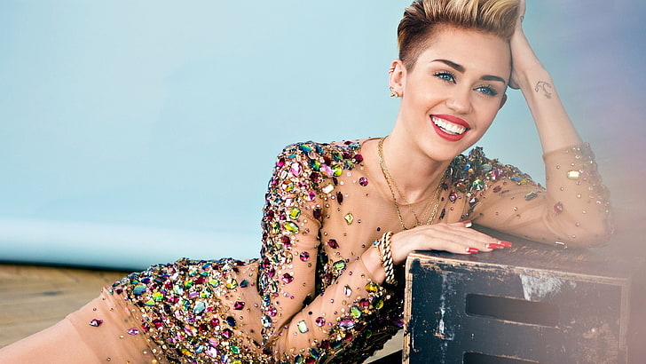 people, celebrity, Miley Cyrus, young adult, smiling, one person