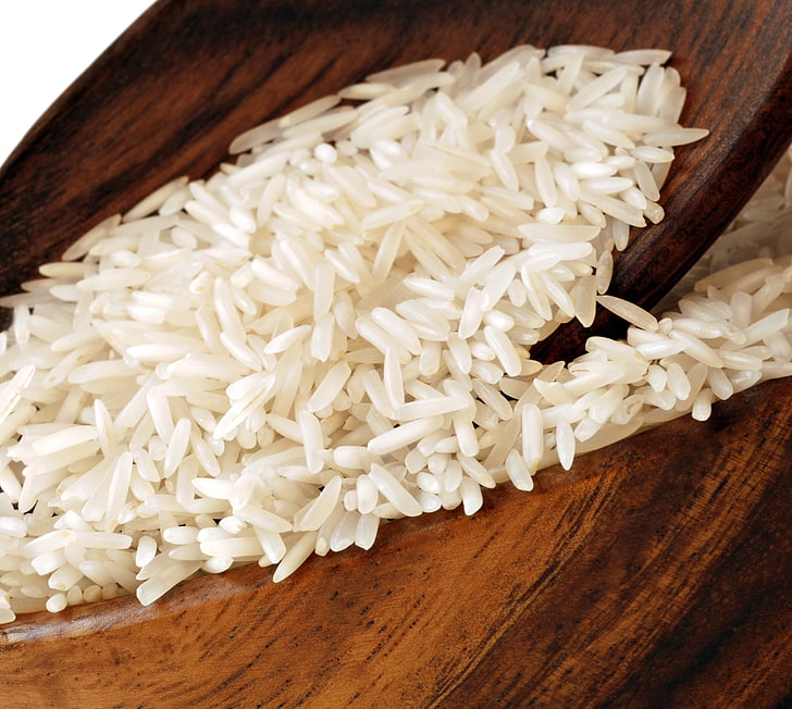 rice on brown surface, plate, wood, white background, food, rice - Food Staple, HD wallpaper