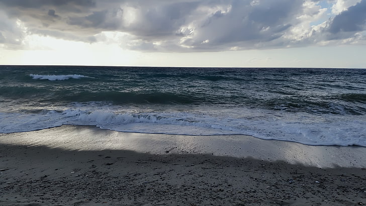 seashore under cloudy sky, beach, beauty in nature, land, cloud - sky, HD wallpaper