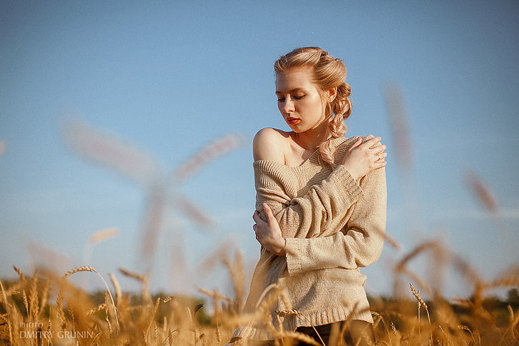 women, blonde, red lipstick, field, shirt, bare shoulders, Dmitry Grunin, HD wallpaper
