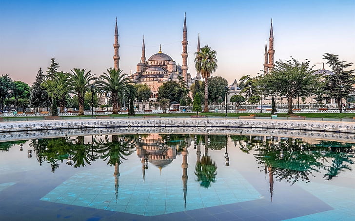 Blue Mosque, Sultan Ahmed Mosque, Istanbul, Turkey, pool, palm trees, white mosque