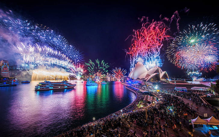 Harbor In Sydney Sydney Australia Fireworks Celebration On New Year’s Eve 4k Ultra Hd Desktop Wallpapers For Computers Laptop Tablet And Mobile Phones 3840х2400
