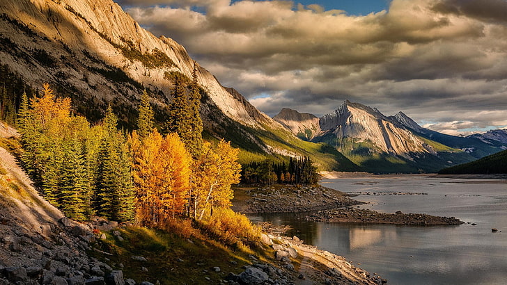 mountain range and river, nature, medicine lake, Jasper National Park, HD wallpaper