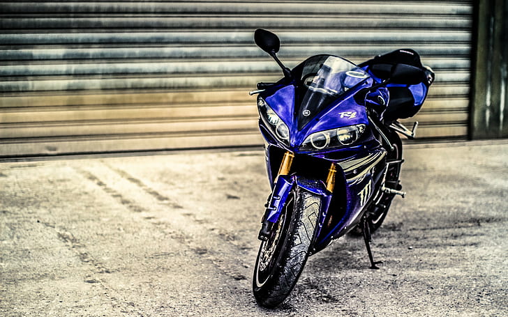 Yamaha YZF-R1 Supersport, purple and black sports motorcycle