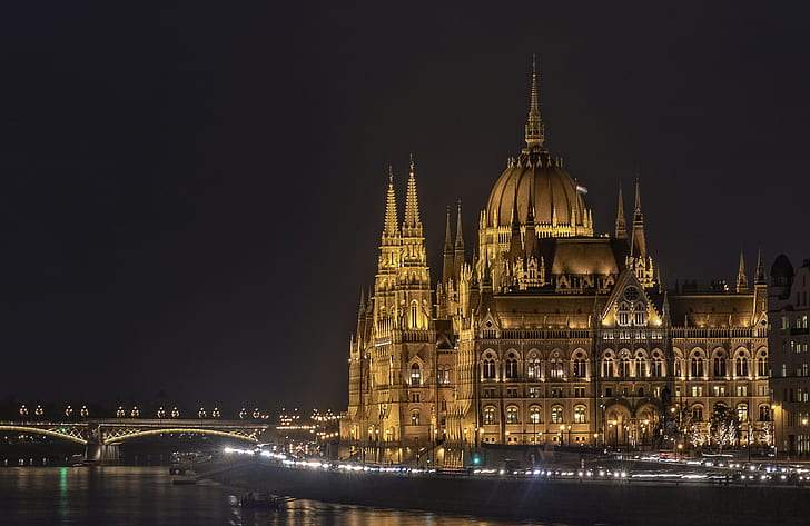 Monuments, Hungarian Parliament Building, Budapest, Night