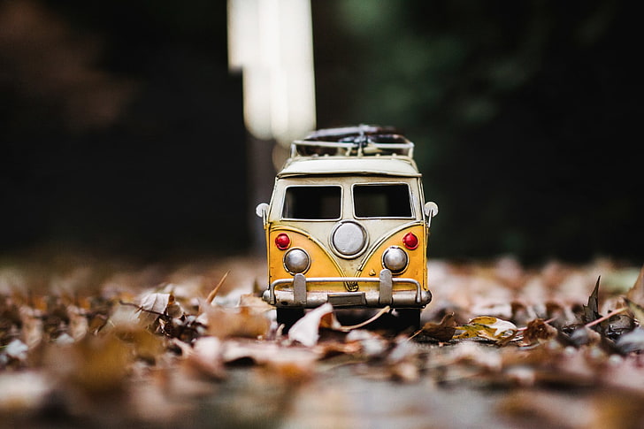 toys, vw bus, macro, leaves, Volkswagen combi, selective focus