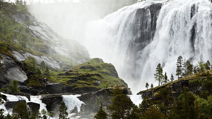 Spectacular waterfall, Small Sami Fishing Village, Norway scenery, HD wallpaper