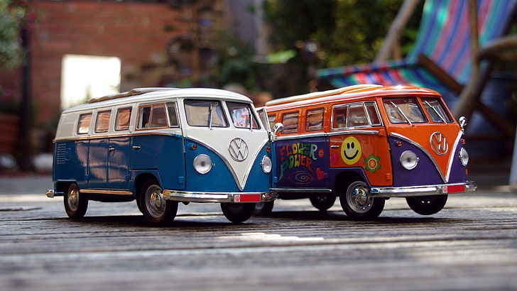 Volkswagen, Volkswagen combi, toys, wooden surface, car, mode of transportation